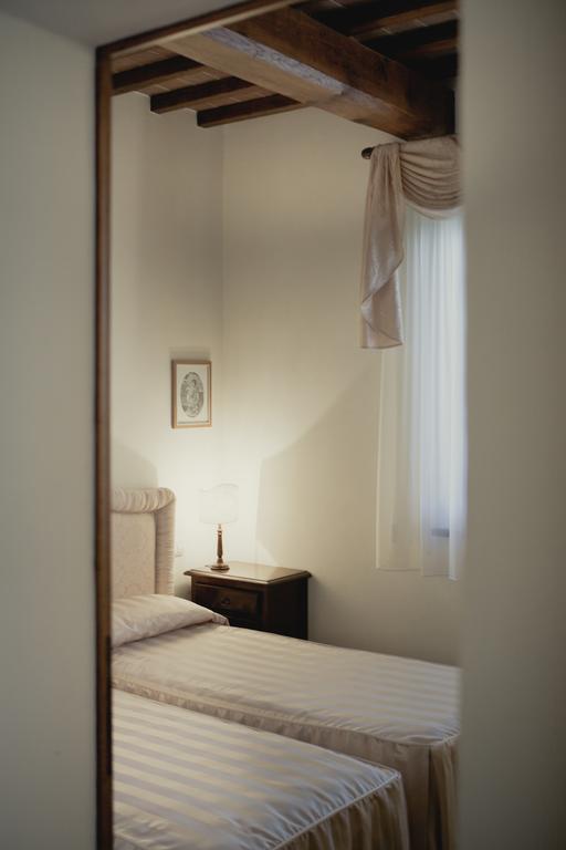 Villa Relais La Cerreta à Castiglione del Lago Extérieur photo